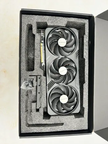 GIGABYTE GeForce RTX 4090 GAMING OC 24G
