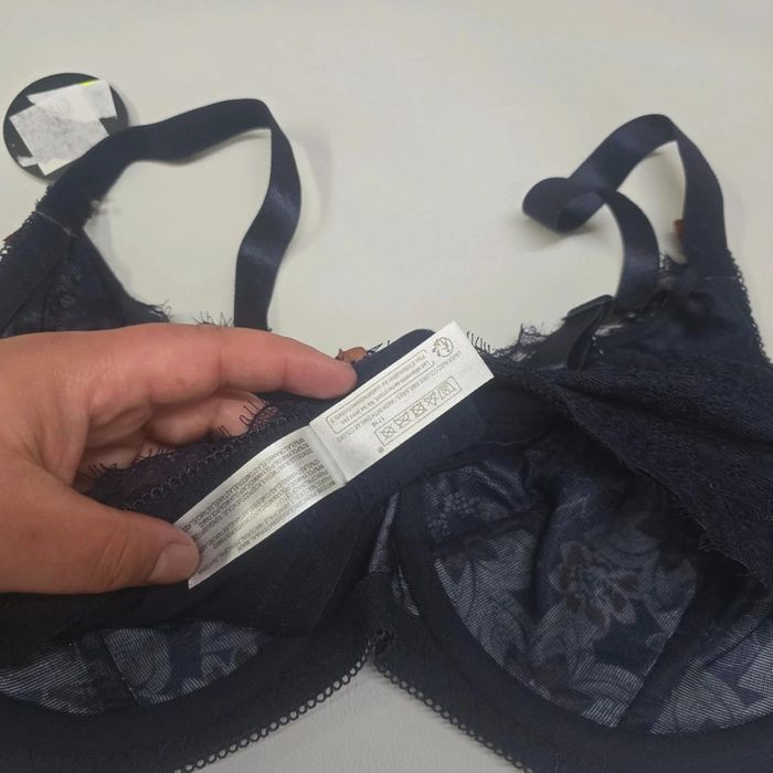 Soutien gorge dentelle neuf - photo numéro 6