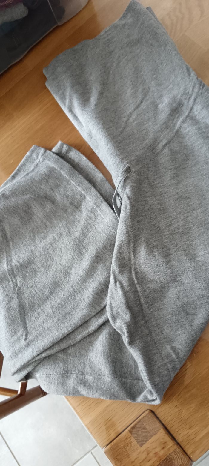 Pantalon grossesse - photo numéro 3