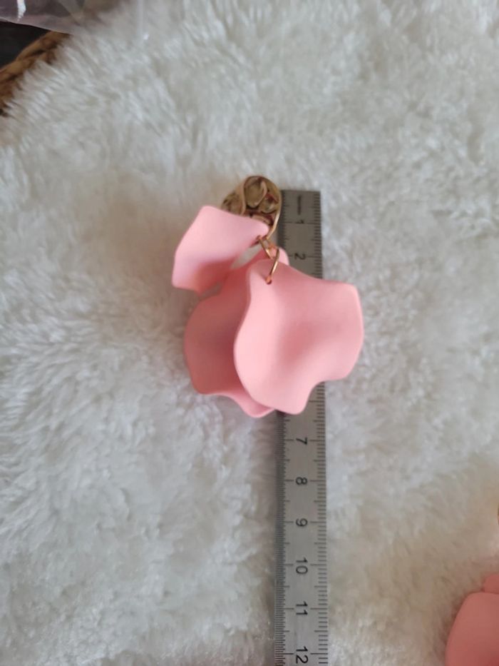 Clips petales de fleurs roses - photo numéro 9