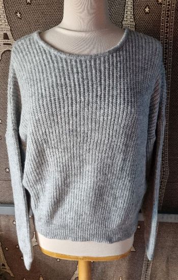Pull gris nœud dans le dos taille XL cache cache