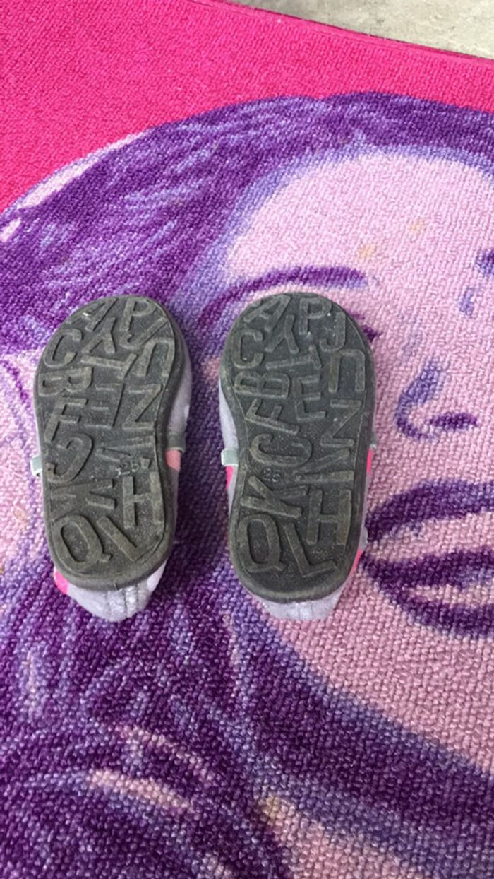 Chaussons fille 25 - photo numéro 2