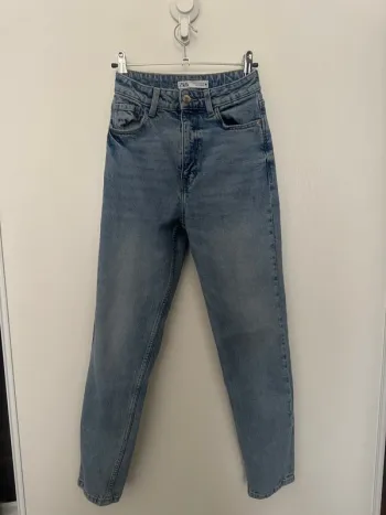 Jeans Zara Mom