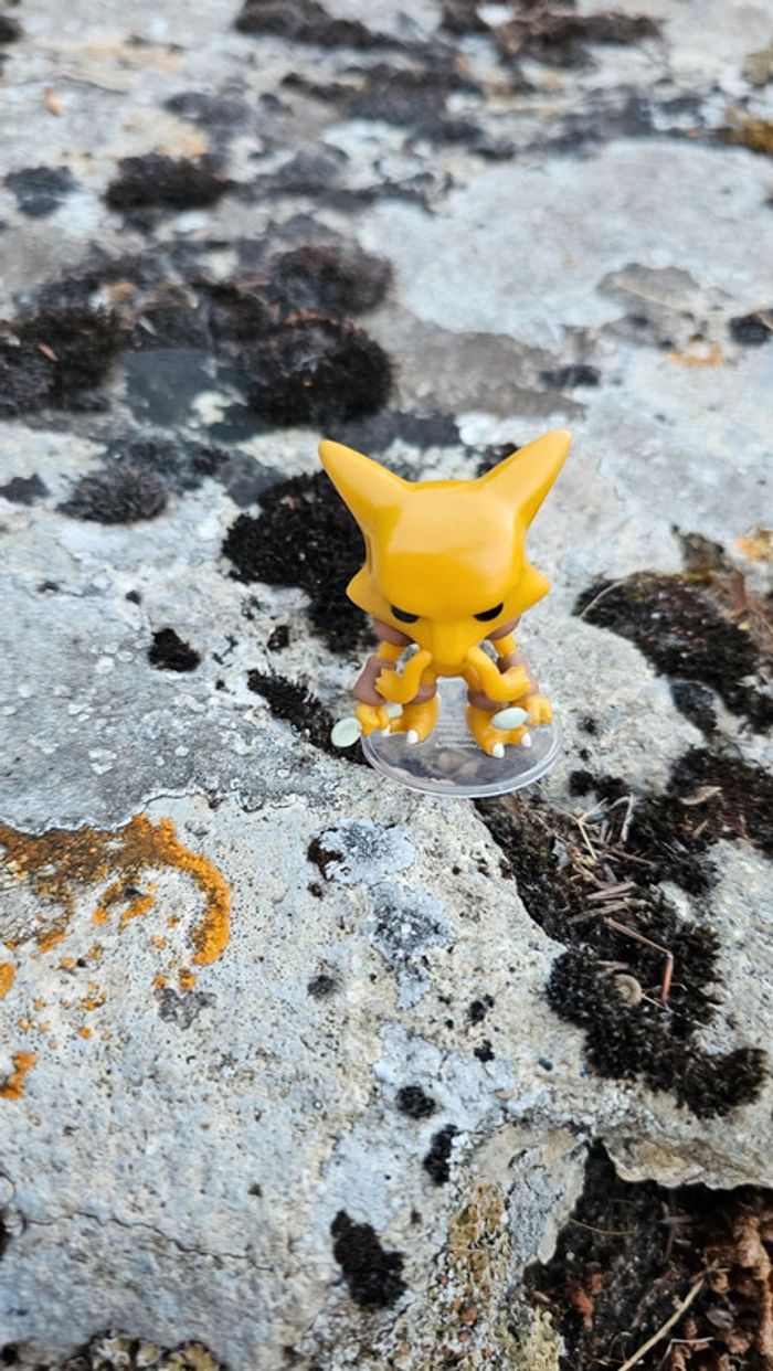 Super figurine Pokemon Nintendo mini pop alakazam
