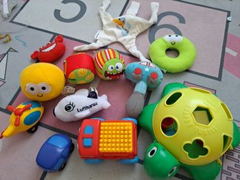 Lot de jouets