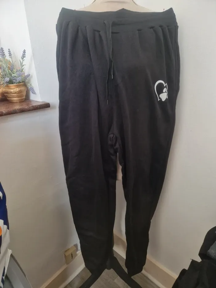 Pantalon de jogging pâte de chien cœur noir