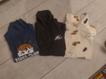 Vends lot sous pulls 5 ans