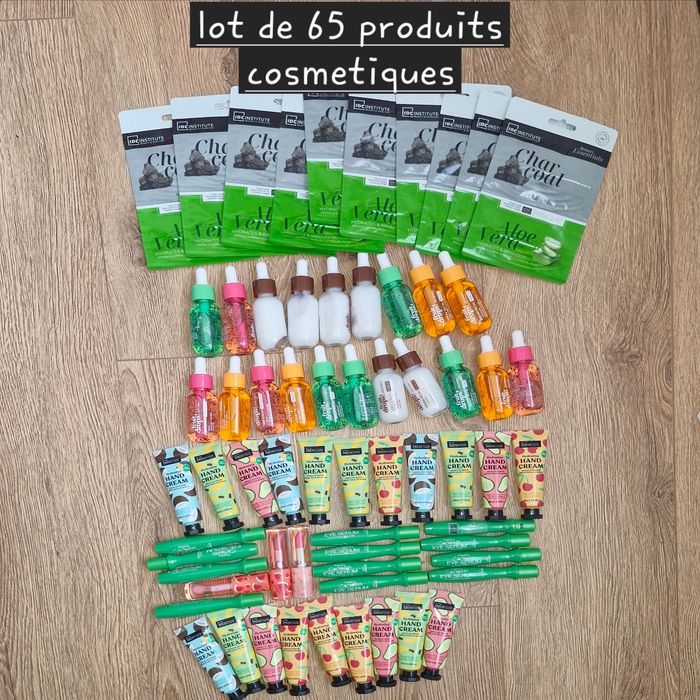 Gros lot de cosmetiques