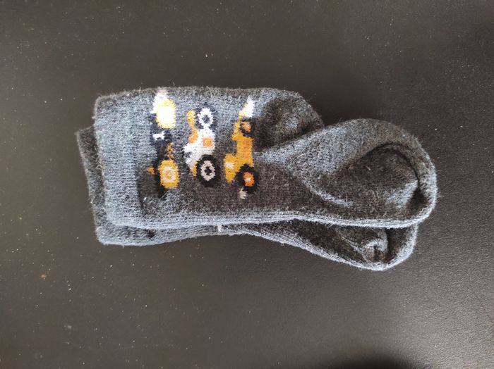 🧦 Lot de 2 paires de chaussettes garçon – taille 21-23, motif voiture - photo numéro 3