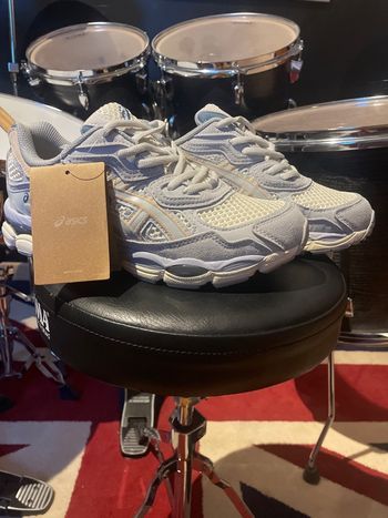 Asics GEL-NYC size 42