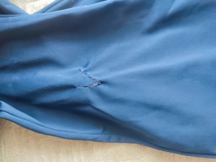 Survêtement enfant de sport taille 10/11 ans - photo numéro 4