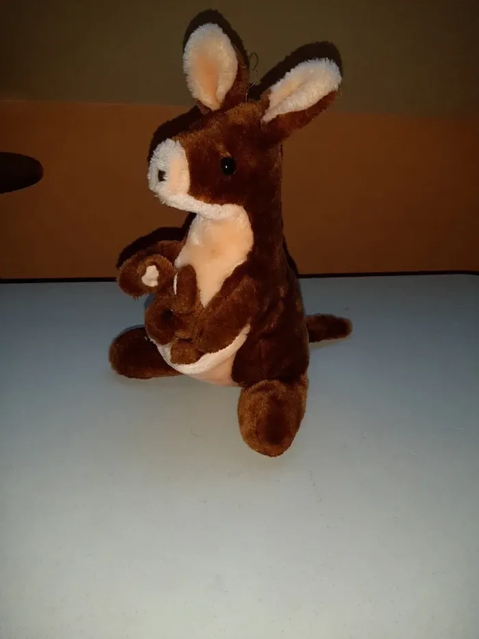 Peluche kangourou