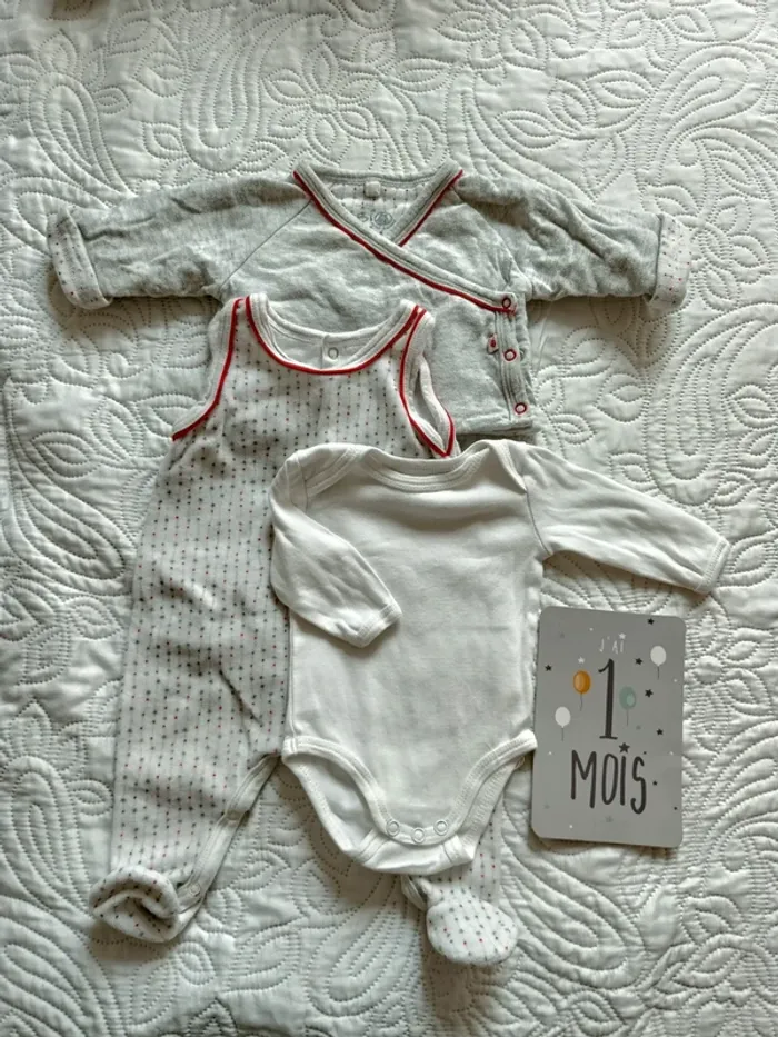 Ensemble grenouillère et gilet Petit Bateau 1 mois - photo numéro 4