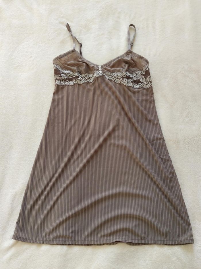 Nuisette de nuit originale taille 38 - photo numéro 3