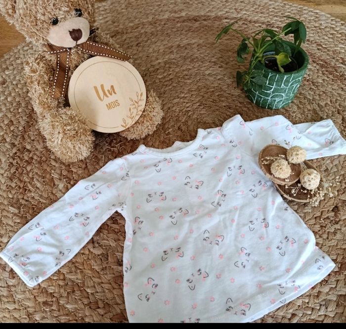 2 tee shirts - photo numéro 2