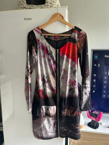 Jolie robe veste Save The Queen