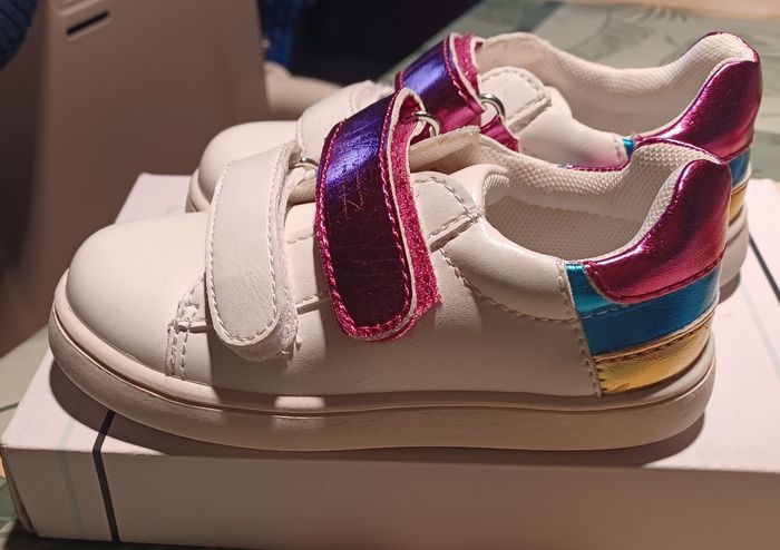 Chaussures pointure 22 - photo numéro 2