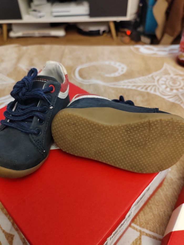 Chaussure 19 - photo numéro 4