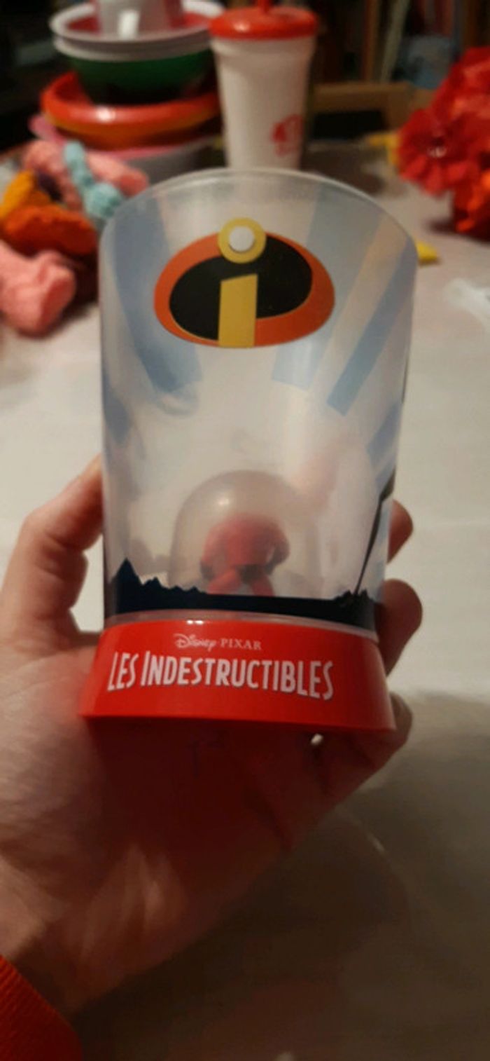 Gobelet les indestructibles - photo numéro 4