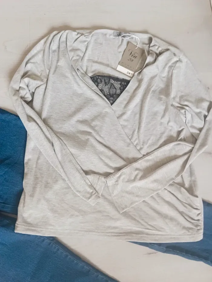 Lot Ensemble jean + Tee-shirt Neuf taille 42 - photo numéro 5