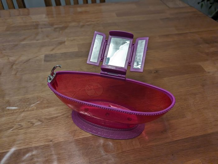 Baignoire avec son miroir Barbie - photo numéro 2