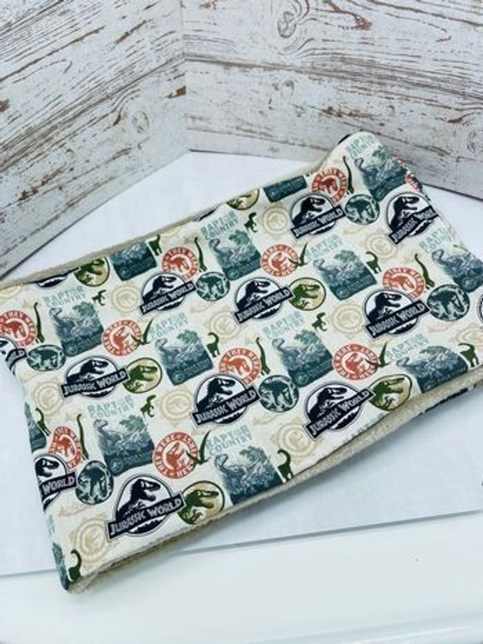 snood enfant Jurassic world