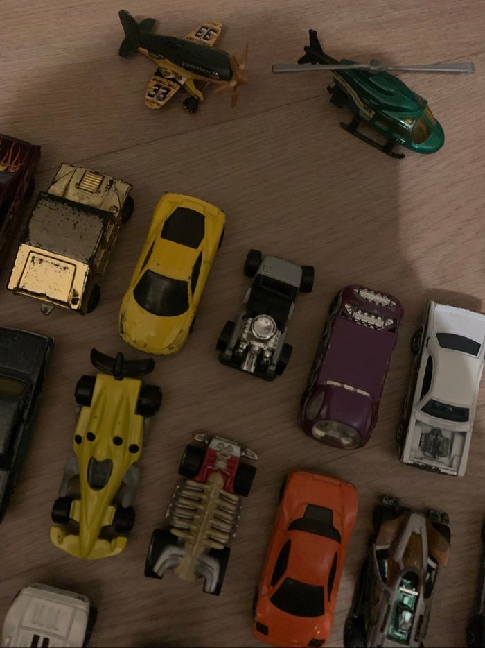 3 objet Hot wheels lanceur avec 66 voiture hotwheels et2 hélicoptère - photo numéro 7