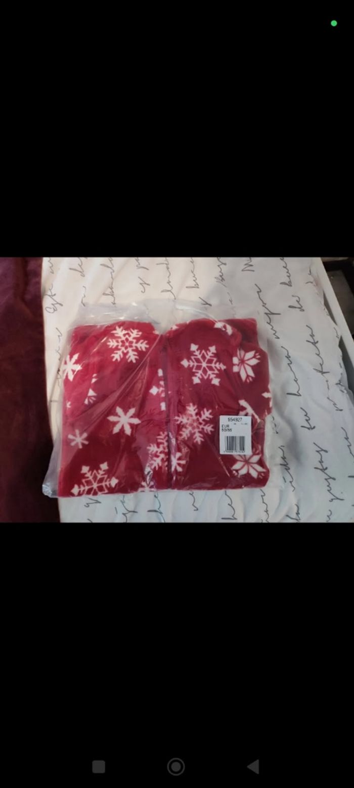 Combinaison pyjama spécial Noël 80/86 cm - photo numéro 3