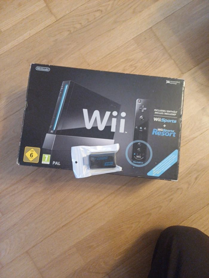 Pack Nintendo Wii Noire + adaptateur HDMI