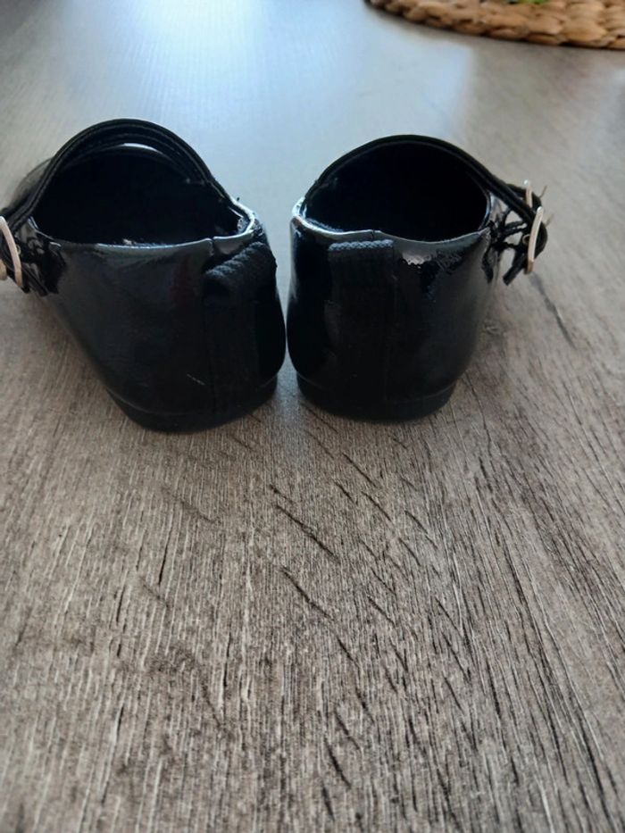 Ballerines noires vernis - photo numéro 3
