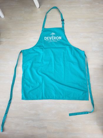 Tablier de cuisine neuf 