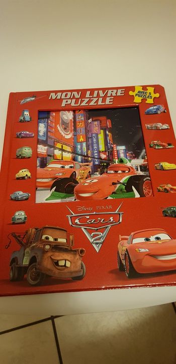 Mon livre puzzle Cars 2