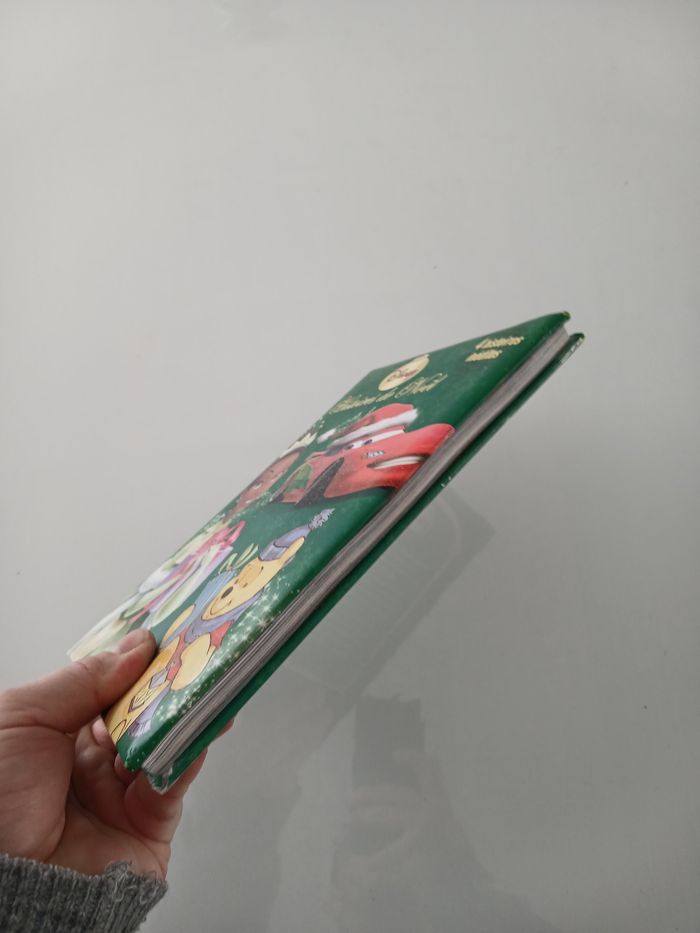 Livre Disney - Histoires de Noël (4 histoires inédites) - photo numéro 4