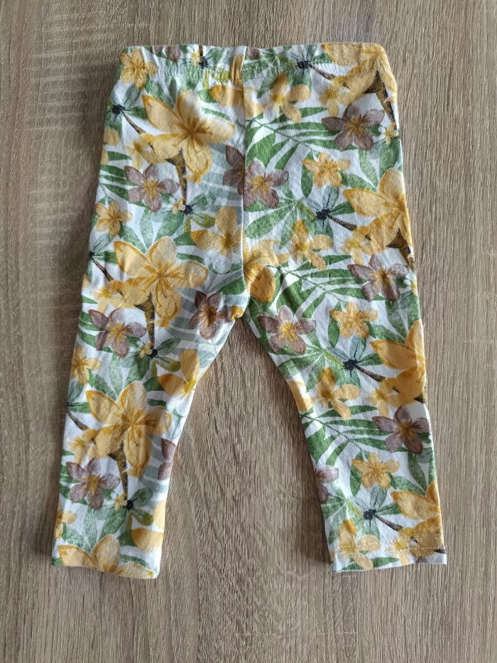 Ensemble haut t-shirt manches courtes et pantalon legging blanc et jaune girafes mom dad and me bébé fille 6 mois - photo numéro 7