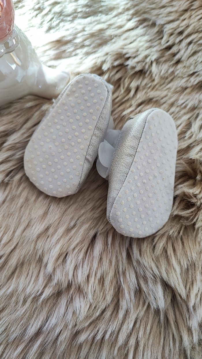 Chaussures argent Primark 0/3 mois - photo numéro 3