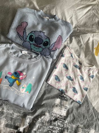 Lot de pull et tee shirt 
