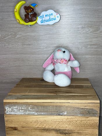 SOL277 doudou lapin 🐰 toy quest ltd