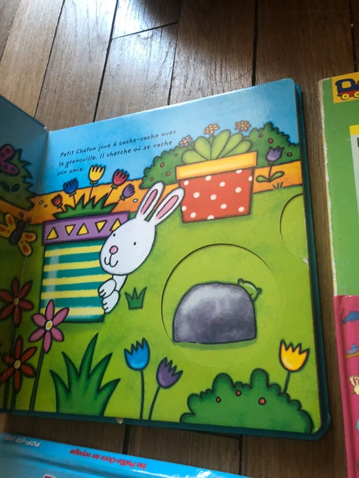 Lot livre bébé - photo numéro 2