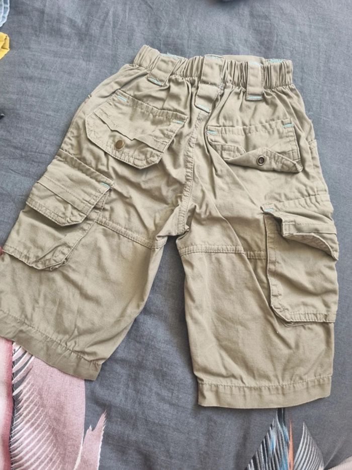 Pantalon 6 mois . Premier role - photo numéro 2