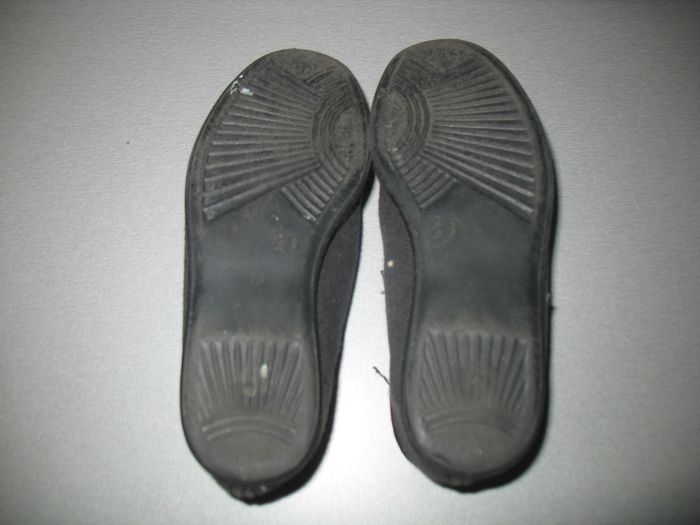 CHAUSSONS DE GYMNASTIQUE NOIR - P26 - n°17 - photo numéro 3