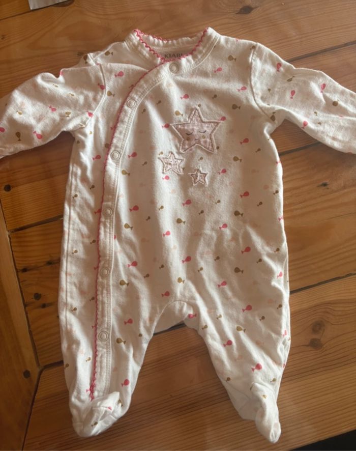 Lot 2 pyjamas