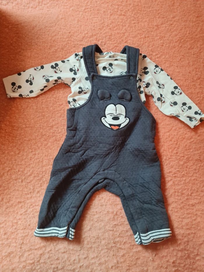 Ensemble mickey 12 mois - photo numéro 2