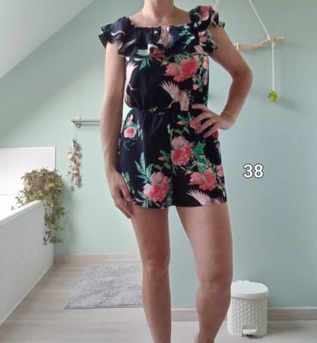 Superbe combi à fleurs taille 38