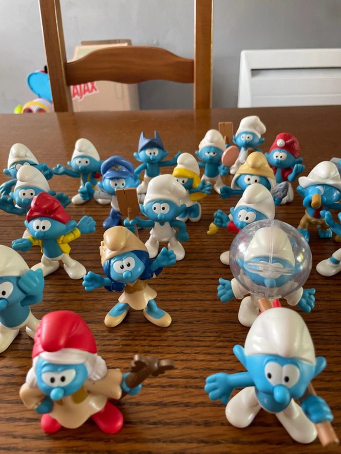 Lot de 28 figurines Schtroumpfs - photo numéro 4