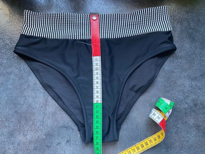 Maillot de bain Anya Beach 2 pièce taille 40 blanc et noir - photo numéro 17