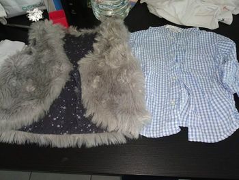 3 ème partie Lot vêtements fille taille 6 mois