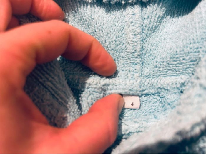 Peignoir de bain personnalisé prénom Nolan bleu turquoise - photo numéro 3