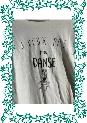Haut « J’peux pas j’ai danse » 10 ans