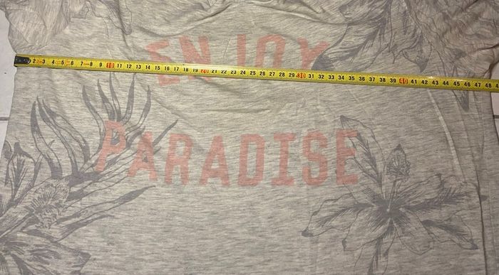 Tee-shirt gris clair,foncé et corail pastel - photo numéro 3
