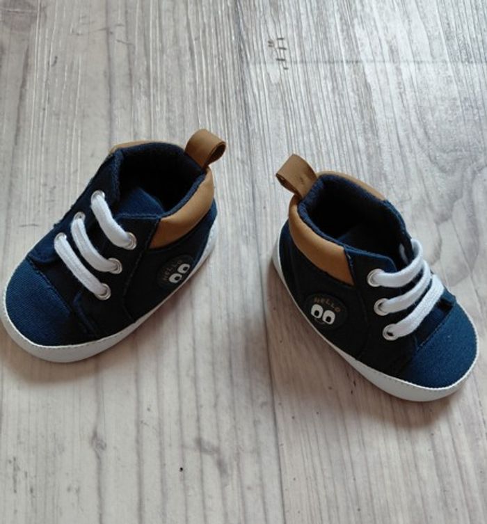 Chaussures Gemo,  6 12 mois, neuve, marine
